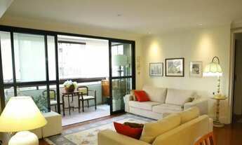 Imagem: 3 dormitórios, 2 suites e 3 vagas na vila