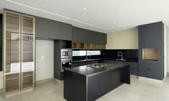 Imagem 6: Casa sobrado á venda com 5 suítes, piscina, elevador condomínio fechado na Zona Sul