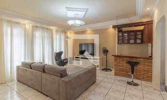 Imagem 2: Casa para Aluguel - Jardim Samambaia, 3 Quartos, 250 m2