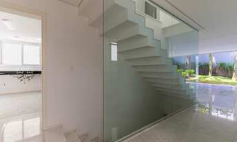 Imagem 4: Casa de Condomínio à venda de 500m² a.u 520m² a.t 5 quartos sendo 5 suítes