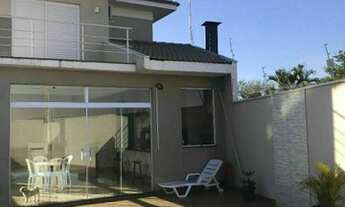 Imagem: Casa à venda no bairro Flamboyants - São