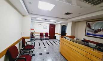 Imagem 2: Andar muito bem localizado (Esquinas das duas principais Avenidas do Centro/RJ