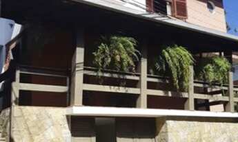 Imagem 3: Casa duplex com 3 quartos + dep . Condomínio com área de lazer completa -Teresópolis RJ RJ