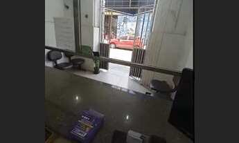 Imagem: Assistência técnica de celular