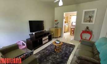 Imagem 7: Belíssima residência com piscina a poucos metros do mar !! REF: M 1044