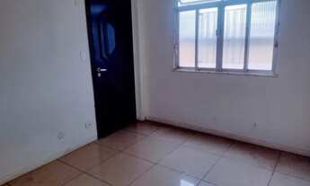 Imagem 3: Á 5 minutos do Metrô de Inhaúma! Excelente apartamento vazio, claro e arejado composto de