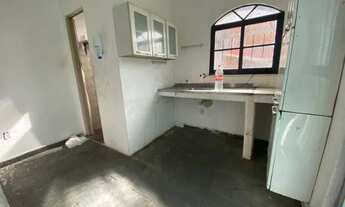 Imagem 5: Madureira (Pça Patriarca) Casa Frente de rua Varanda sala 1Qto Coz Banh Terraço