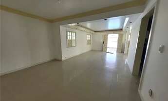 Imagem 3: Espaçosa Casa com 5 dormitórios e 550m² - Vilas do Atlantico - Lauro de Freitas