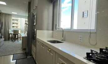 Imagem 2: Apartamento para venda possui 60 metros quadrados com 2 quartos em Morretes - Itapema - SC