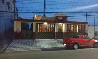 Imagem 2: Casa térrea 246,71 m², 05 suítes, banheira hidromassagem, poço artesiano, 02 vgs