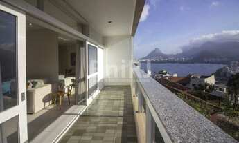 Imagem 3: Apartamento triplex tipo cobertura