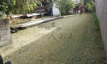 Imagem 4: Casa na beira da Rodovia para venda com 840 metros quadrados com 4 quartos e 2 Casas