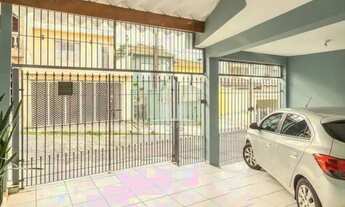 Imagem 1: Sobrado à venda 120m² 4 dormitórios 2 banheiros 2 vagas de garagem Vila Ré