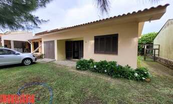 Imagem: Casa em laje a apenas 250 metros da beira