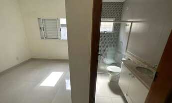 Imagem 7: Casa de condomínio térrea para aluguel possui 145 metros quadrados com 3 quartos