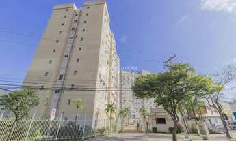 Imagem 3: Apartamento para aluguel com 57 metros quadrados com 2 quartos em Cavalhada - Porto Alegre