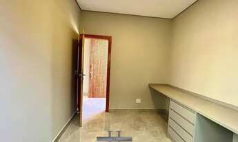 Imagem 3: Casa de condomínio para venda possui 430 metros quadrados com 3 quartos