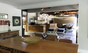 Imagem 3: Casa de condomínio sobrado para venda tem 600 metros quadrados com 5 quartos