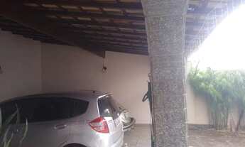 Imagem 2: OPORTUNIDADE Casa com 5 dormitórios