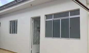 Imagem: Alugo Quitinete R. Edmundo de Barros - Foz