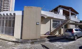 Imagem 2: Casa próxima da Duque 4/4 sendo 3 suítes