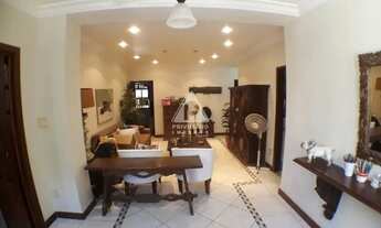 Imagem 1: Excelente apartamento em rua bucólica nas Laranjeiras