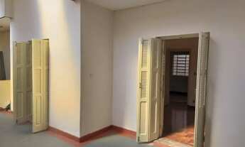 Imagem 2: Apartamento ao lado do metrô Praça da Árvore, com 110m2, com sacada, sem condomínio, sem v