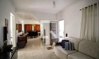 Imagem 3: Casa para Aluguel - Conjunto Residencial Jose Bonifacio, 3 Quartos, 380 m2