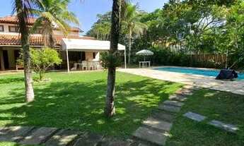 Imagem 2: CASA DUPLEX, 5 QUARTOS (3 SUÍTES), 1100M², C/ DEPENDÊNCIA, PISCINA E CHURRASQUEIRA