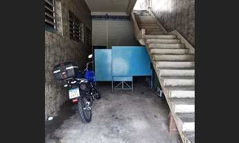 Imagem 2: Vendo Casa grande com 2 casas no fundo