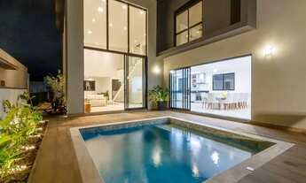 Imagem 2: Casa em Condomínio para Venda em Tamboré Santana de Parnaíba-SP