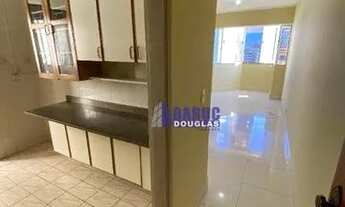 Imagem 3: Vende-se apartamento com 03 quartos sendo 01 suíte e 01 vaga de garagem no Edf. Monte Carl