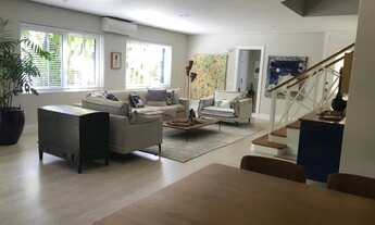 Imagem 4: Casa de condomínio sobrado para venda tem 600 metros quadrados com 5 quartos