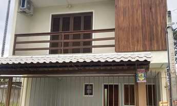 Imagem: Casa de 3 Pavimentos no Bairro Aberta dos