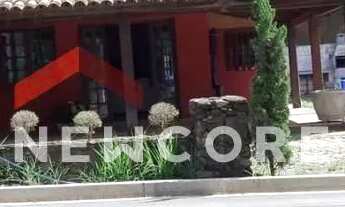 Imagem: Casa de condomínio em Rua Ary Rosetto