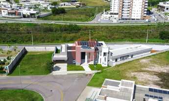 Imagem 2: Casa em condomínio fechado à venda com 04 dormitórios sendo 04 suítes -700m² - Urbanova