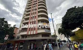 Imagem: Conjunto de andares a venda no Centro