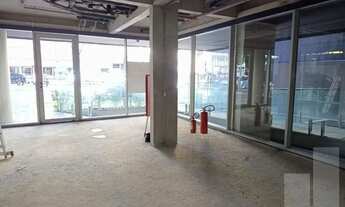 Imagem 3: Loja na Avenida Rebouças com 389 m2, 1 vaga PCD, ótima localização em Pinheiros