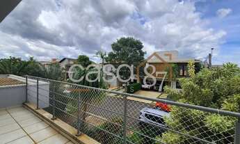 Imagem 8: Sobrado para locação com 3 suítes, 1 suíte no térreo, escritório, sala de tv e quintal