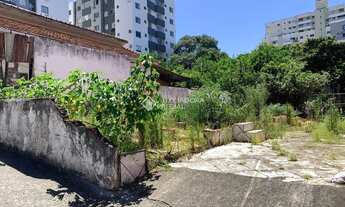 Imagem 3: Casa com Terreno de 694m² em Barreiros