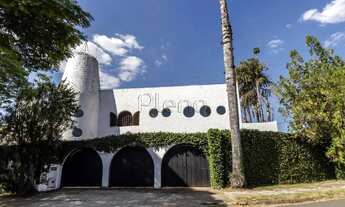 Imagem: Sobrado à venda com 5 suítes na Cidade