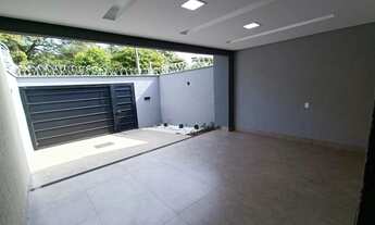 Imagem 2: Casa em Frente a Praça do Jardim Itaipu !