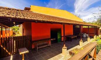 Imagem 2: Casa de 3 dormitórios, no Bairro Ponta Grossa - Porto Alegre