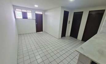 Imagem: Bessa - Alugo apartamento com 2 quartos