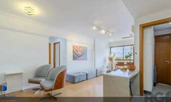 Imagem 6: Apartamento de dois dormitórios localizado no bairro Passo da Areia em Porto Alegre/RS