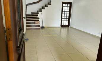 Imagem 2: Casa localizada na Vila Clementino, em rua tranquila e com excelente infraestrutura ao red