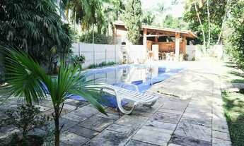 Imagem 2: Casa em Rua Maria Alice Ayrosa Penteado Rocha - Chácaras Ana Lúcia - Embu das Artes/SP