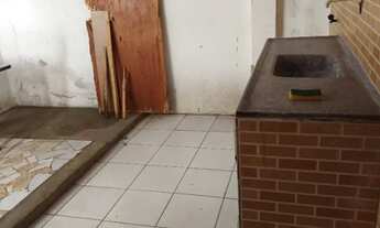 Imagem 6: Casa 2 quartos sendo um suite uma área uma sala 2 cozinhas um banheiro social e um quinta