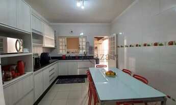 Imagem 4: Oportunidade - Casa Sobrado - Bosque dos Eucaliptos - 3 Dormitórios - 187m²