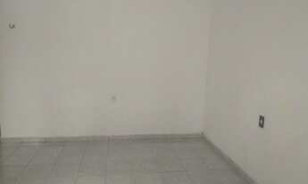 Imagem 4: Alugo casa em excelente localização-mandacaru